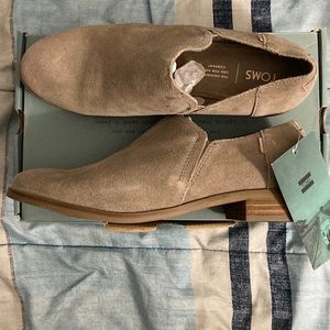 Brand new Toms flats, taupe gray suede